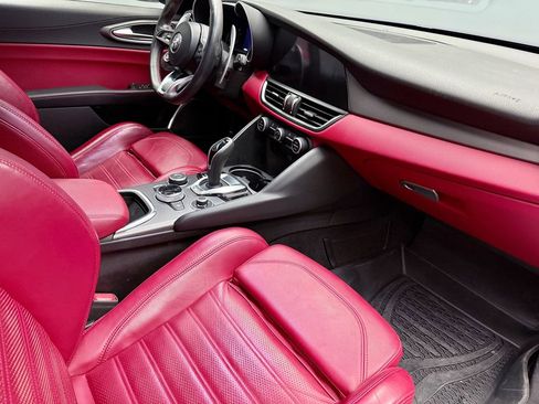 Used 2020 Alfa Romeo Giulia Ti Sport w/ Quick Order Package 22S Sport image 11