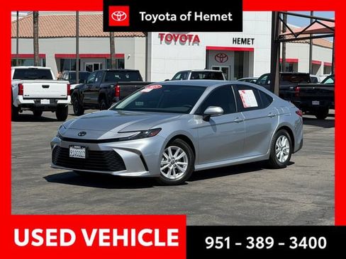Used 2025 Toyota Camry LE FWD image 1