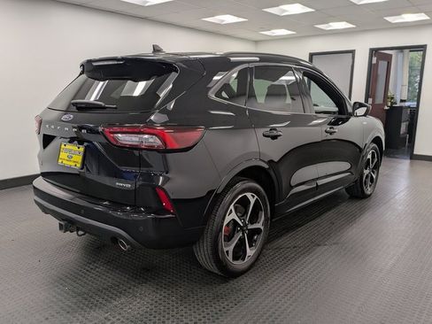 Used 2023 Ford Escape ST-Line Select w/ Tech Pack #2 image 4