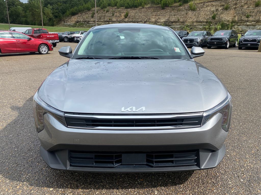 Used 2025 Kia K4 FWD image 9
