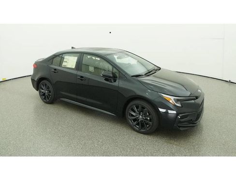 Used 2026 Toyota Corolla SE FWD image 15