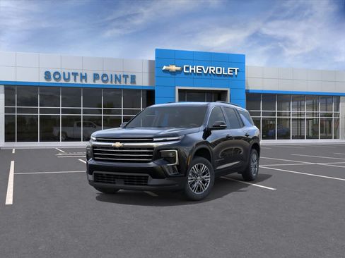 New 2027 Chevrolet Traverse LT w/ Driver Confidence Package FWD image 8