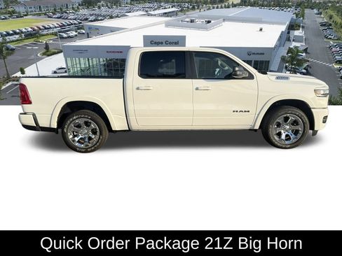 Used 2025 RAM 1500 Big Horn AWD/4WD image 3