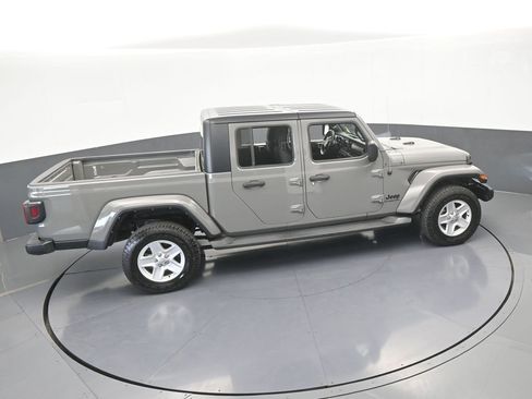 Used 2022 Jeep Gladiator Sport AWD/4WD image 47