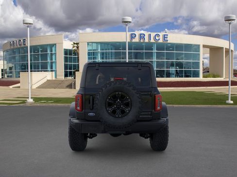 New 2026 Ford Bronco Badlands image 5