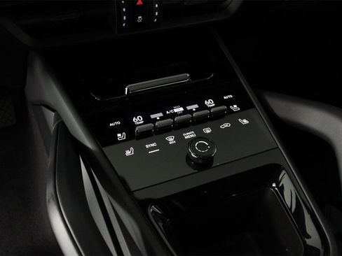 New 2026 Porsche Cayenne E-Hybrid image 14