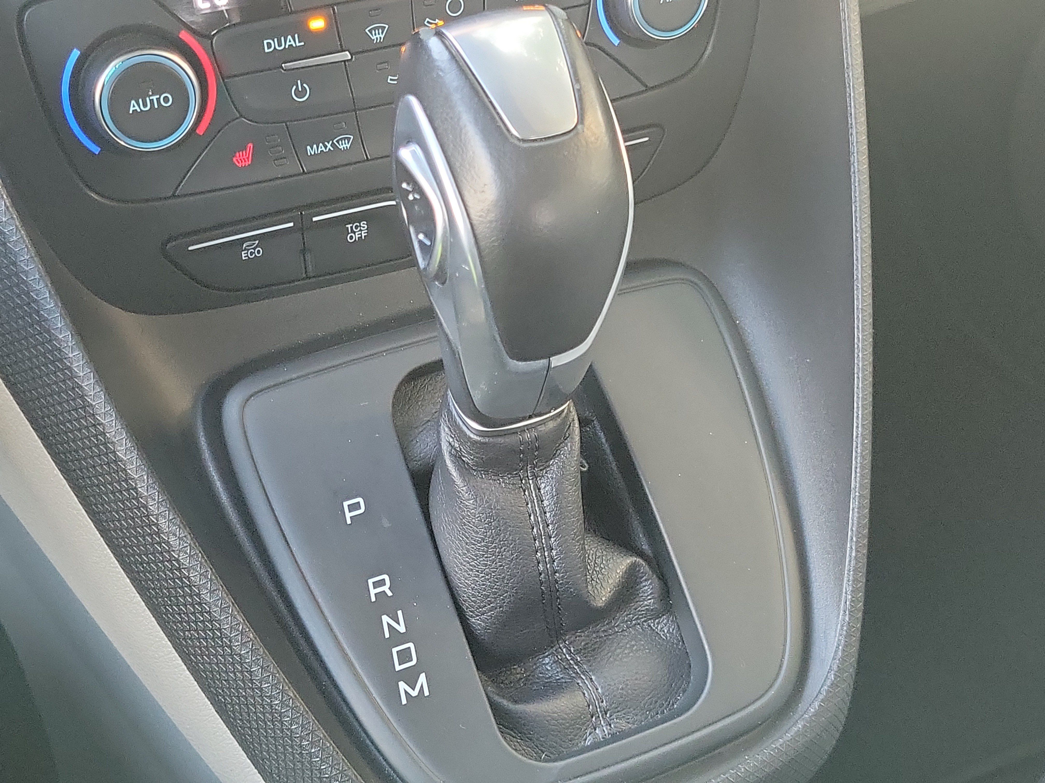 Used 2020 Ford Transit Connect XLT FWD image 18