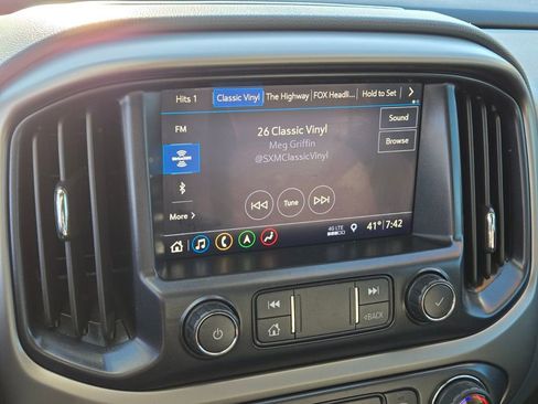 Used 2020 Chevrolet Colorado Z71 w/ Safety Package image 18