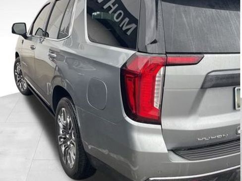 Used 2023 GMC Yukon Denali Ultimate image 5