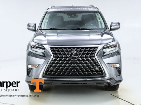 Used 2022 Lexus GX 460 Premium w/ Accessory Package image 16