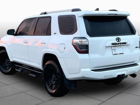 Used 2024 Toyota 4Runner SR5 Premium w/ Moonroof Package RWD image 11