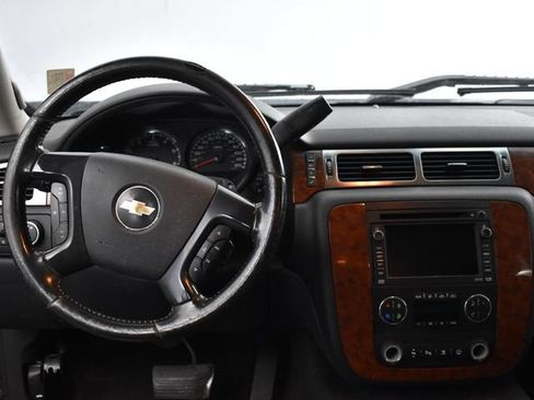 Used 2007 Chevrolet Silverado 1500 LTZ w/ Safety Package AWD/4WD image 8