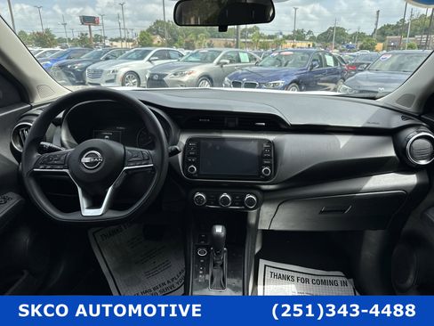 Used 2024 Nissan Kicks SV image 15