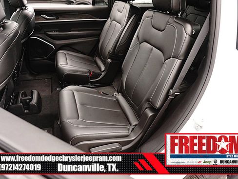 New 2026 Jeep Grand Cherokee L Limited w/ Limited Altitude Package AWD/4WD image 14