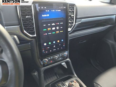 Used 2024 Ford Ranger Lariat w/ FX4 Off-Road Package image 8