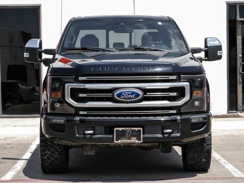 Used 2020 Ford F250 Platinum w/ FX4 Off-Road Package AWD/4WD image 6