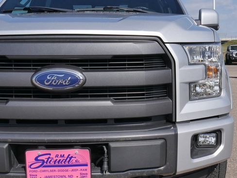 Used 2015 Ford F150 Lariat image 10