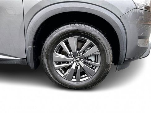 Used 2022 Nissan Pathfinder SV image 31