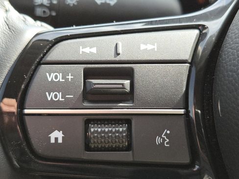Certified 2025 Honda HR-V EX-L image 12