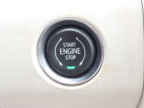 New 2026 GMC Acadia Denali w/ Super Cruise Package FWD image 30