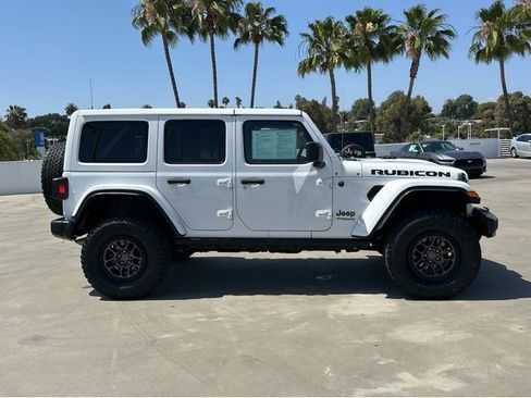 Used 2022 Jeep Wrangler Unlimited Rubicon w/ Xtreme Recon 35" Tire Package AWD/4WD image 41