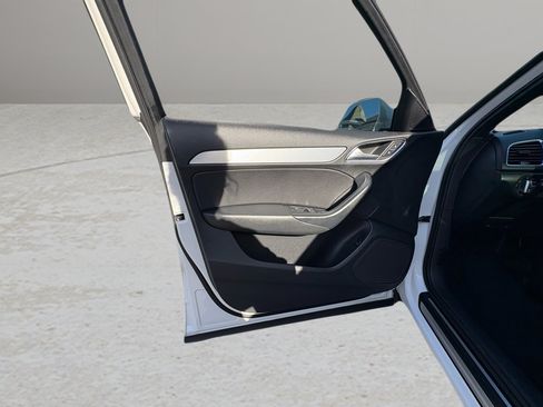 Used 2018 Audi Q3 2.0T Premium image 39