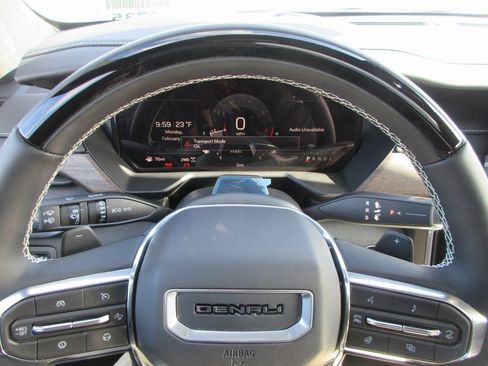 New 2026 GMC Acadia Denali Ultimate AWD/4WD image 17