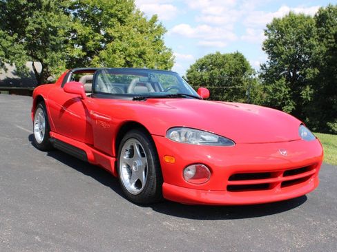 Used 1994 Dodge Viper RT/10 RWD image 1