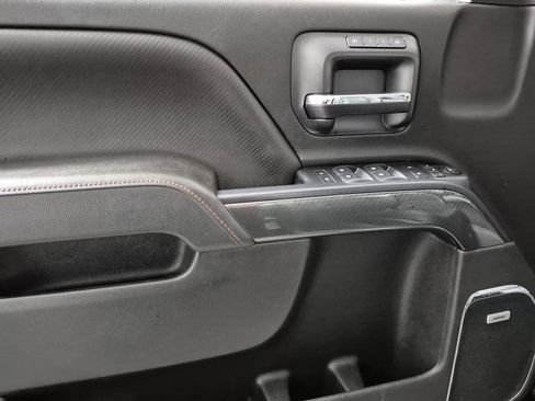 Used 2016 GMC Sierra 2500 SLT w/ Duramax Plus Package image 13