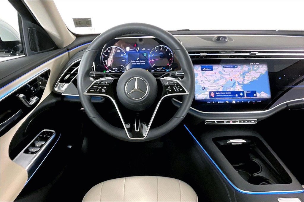 Used 2026 Mercedes-Benz E 350 4MATIC Sedan image 5