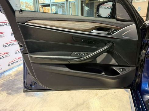 Used 2019 BMW M550i xDrive w/ Premium Package 2 image 44