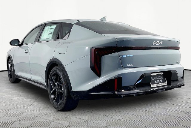 New 2027 Kia K4 GT-Line Turbo FWD image 4