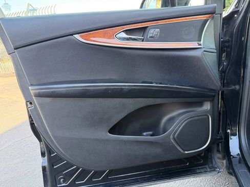 Used 2016 Lincoln MKX Select FWD image 27