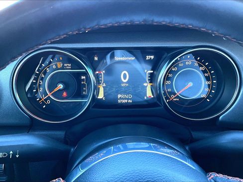 Used 2023 Jeep Gladiator Mojave w/ Cold Weather Group image 14