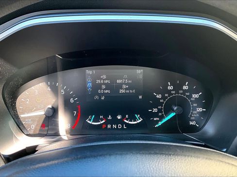 Used 2020 Ford Escape SE image 26