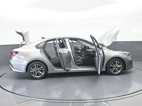 Used 2022 Kia Forte LXS image 64