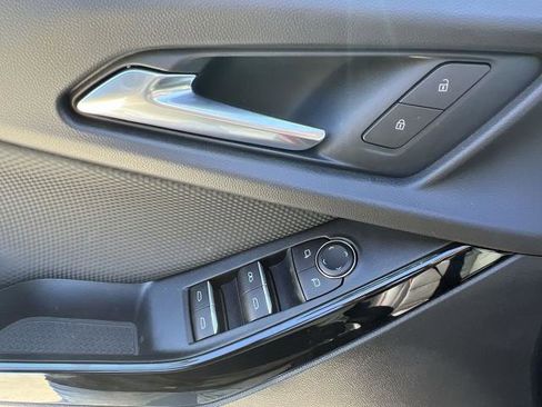 New 2026 Chevrolet Equinox RS w/ LPO, Floor Liner Package image 22