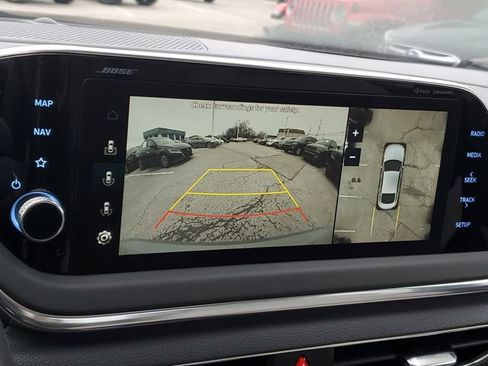 Used 2022 Hyundai Sonata Limited image 17