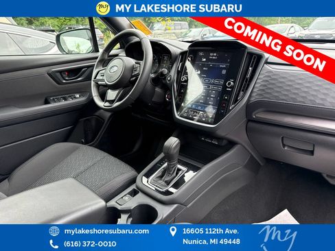 Used 2025 Subaru Forester Premium AWD/4WD image 13