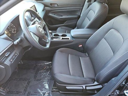 Used 2025 Nissan Altima 2.5 S image 16