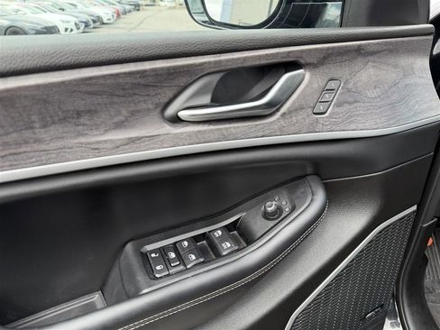 Used 2023 Jeep Grand Cherokee 4WD 4xe image 20