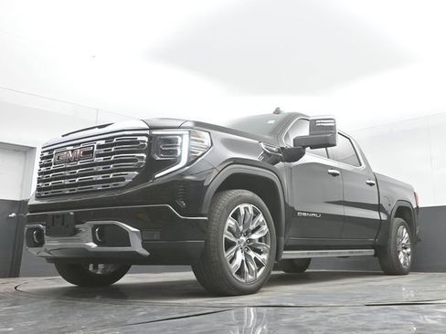 Used 2024 GMC Sierra 1500 Denali w/ Denali Reserve Package image 29