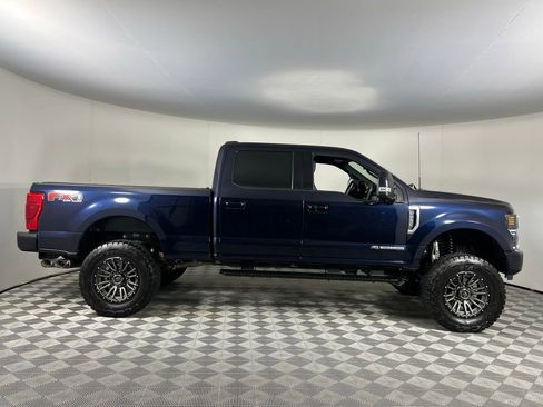Used 2022 Ford F250 Lariat w/ Lariat Ultimate Package image 5