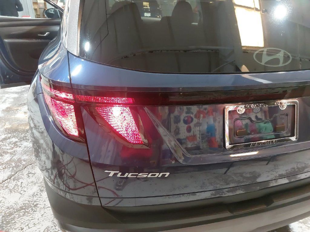 Certified 2025 Hyundai Tucson SEL FWD image 33