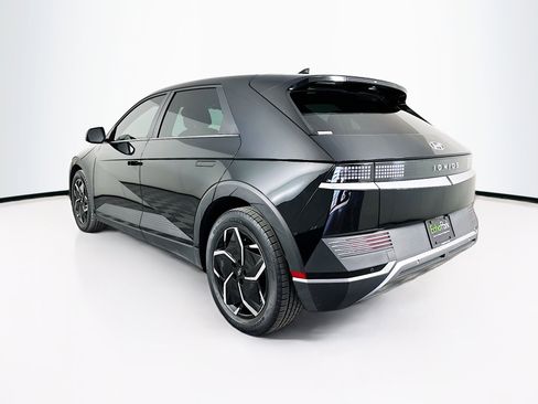 Used 2024 Hyundai Ioniq 5 SEL image 5