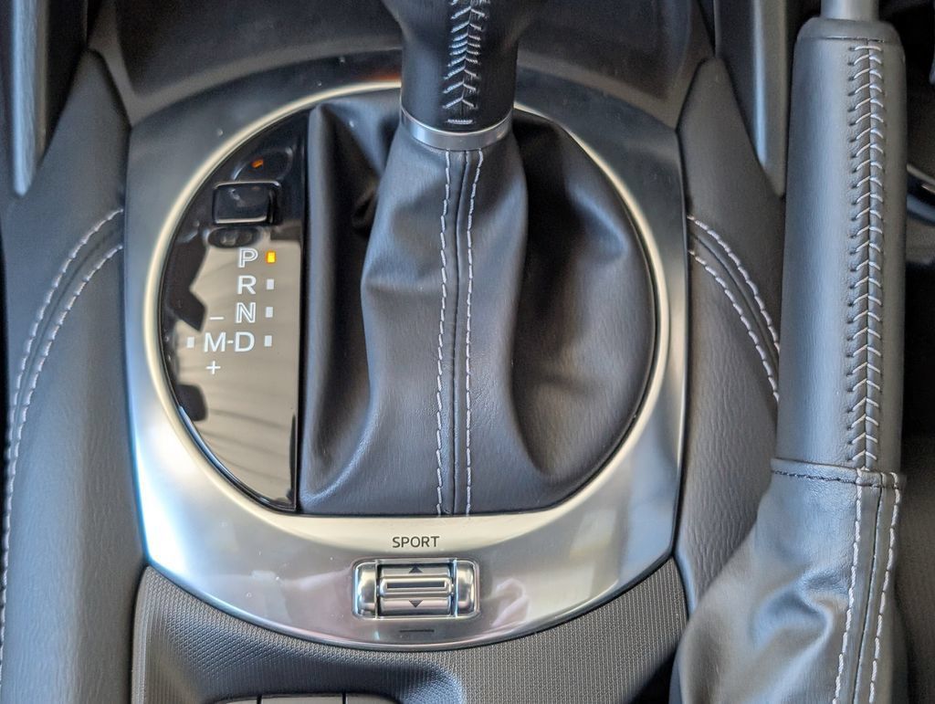 Used 2025 MAZDA MX-5 Miata RF Grand Touring RWD image 9