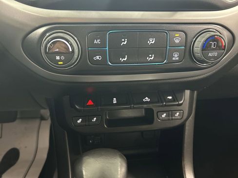 Used 2022 Chevrolet Colorado LT w/ LPO, Tonneau and Step Package image 16