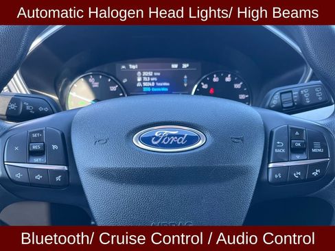 Used 2021 Ford Escape SE image 15