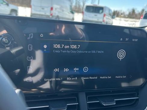 New 2026 Chevrolet Trax LT w/ Sunroof Package image 22