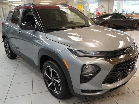 Used 2023 Chevrolet TrailBlazer RS w/ Sun and Liftgate Package AWD/4WD image 17